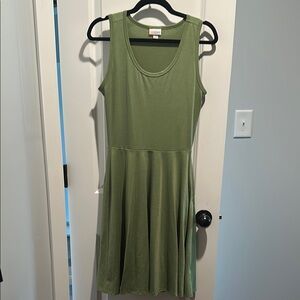 Green Sleeveless Lularoe Nicki